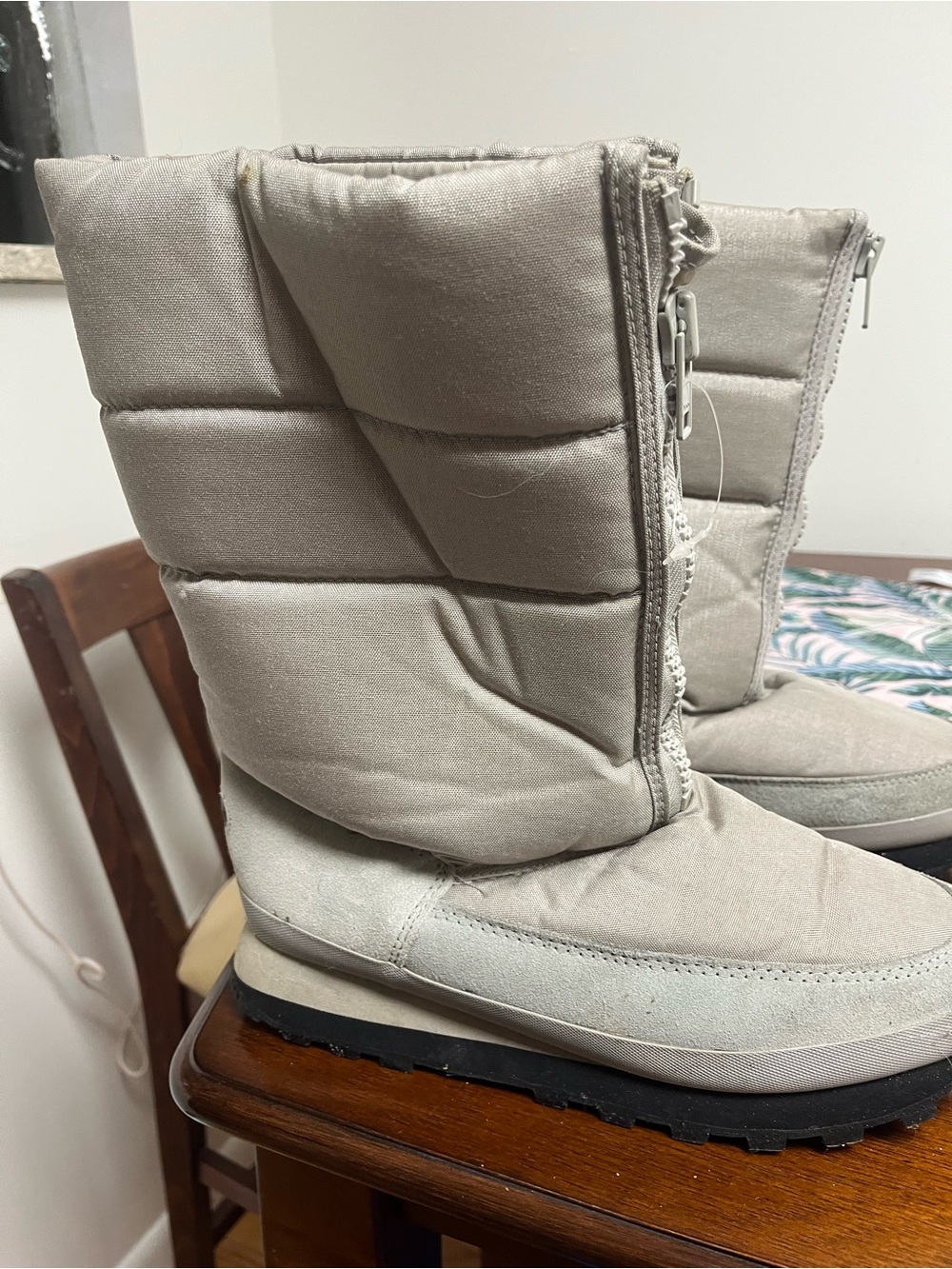 Bass Men's Light Gray Puffer Winter Boots